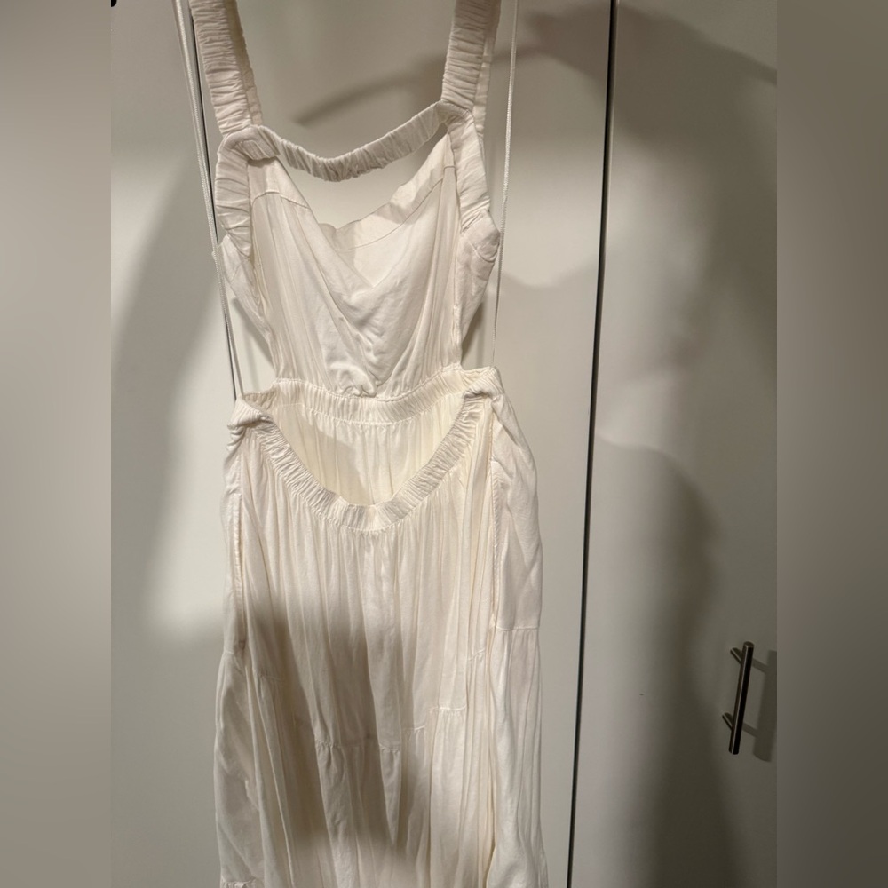 Abercrombie & Fitch White Maxi Dress - Picture 5 of 6